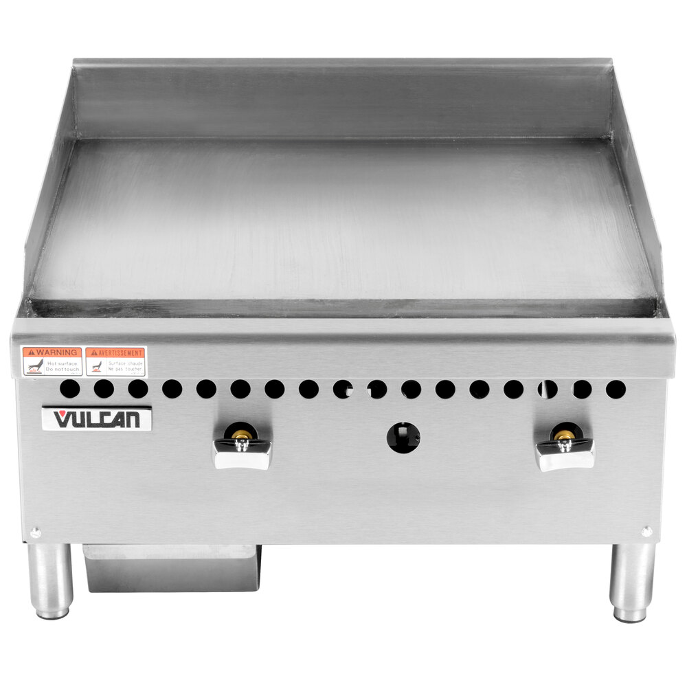 Vulcan VCRG24-M1 Natural Gas 24" Countertop Griddle with Manual Controls - 50,000 BTU