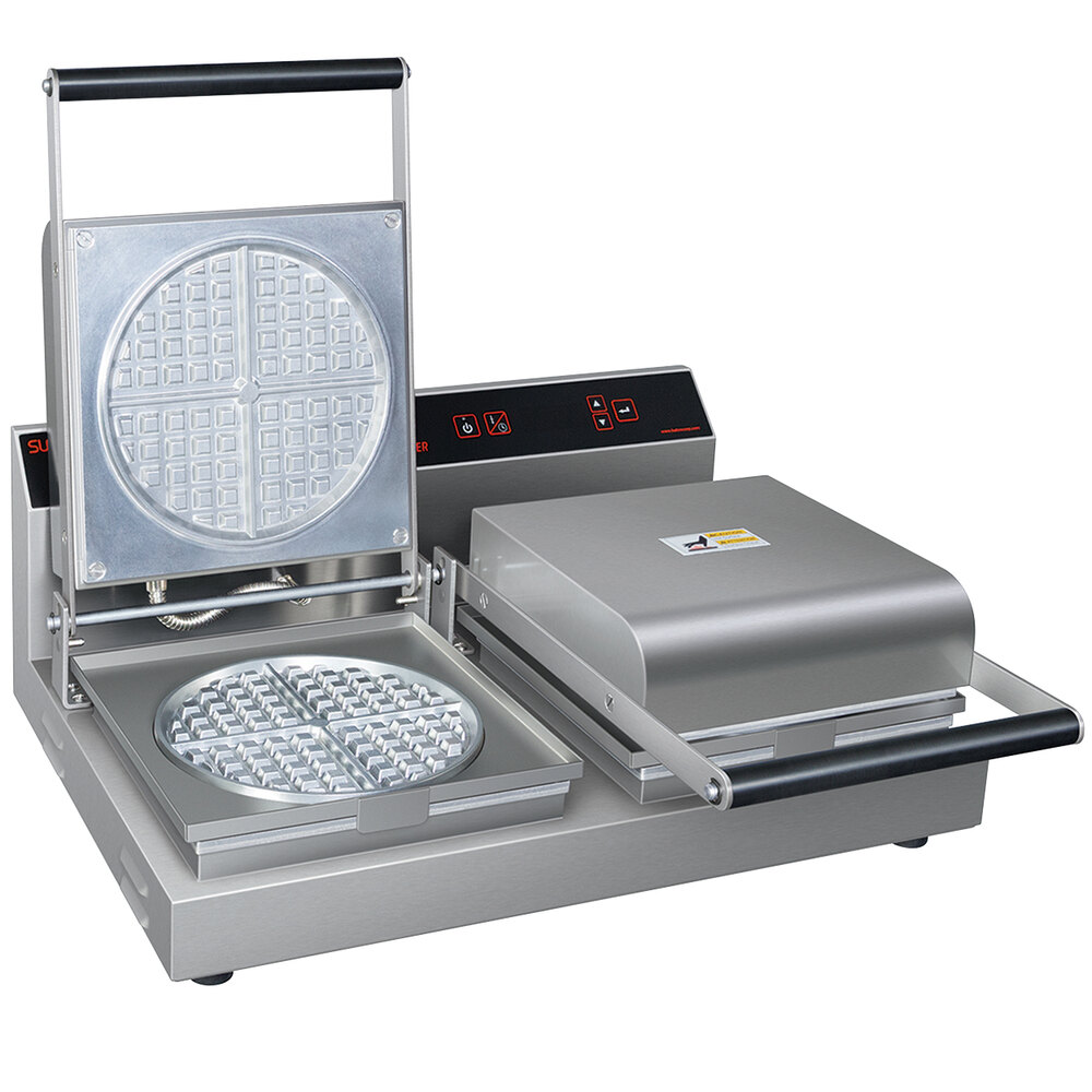 Hatco RWM-2 7" Double Standard Waffle Maker - 120V, 1800W